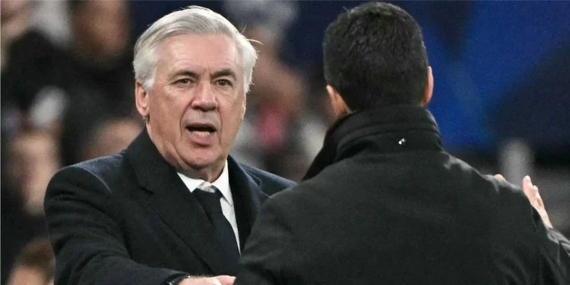 Ancelotti đứng trước thử thách mất ghế từ các HLV trẻ