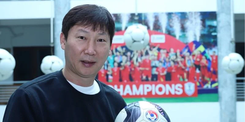 Chiến lược trẻ hóa đội hình của HLV Kim Sang Sik hiệu quả